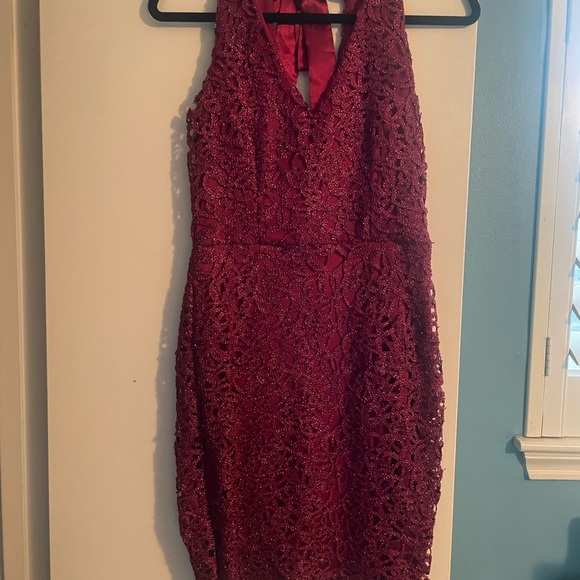 B. Darlin Sequin and Lace Dress - Picture 9 of 11